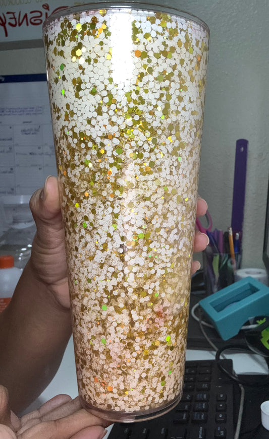 24oz Plastic (Snow Globe)